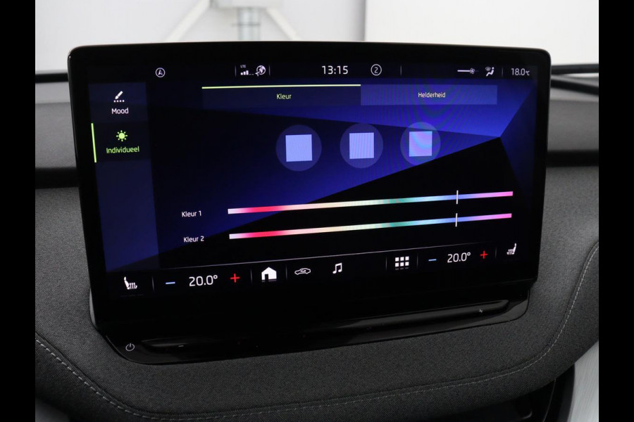Škoda ENYAQ iV 60 | Stoelverwarming | Adaptive cruise | Warmtepomp | Matrix LED | Keyless | Carplay | Stuurverwarming | Navigatie | Sfeerverlichting | Half leder | Climate control