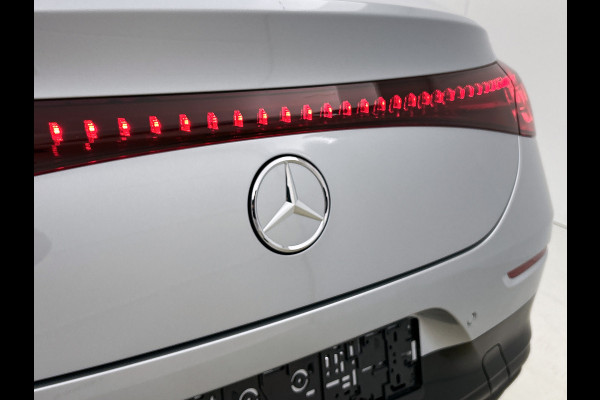 Mercedes-Benz CLA-Klasse 180 Business Solution AMG | Nightpakket | Multibeam Led | Thermotronic | Memorypakket | 19 inch AMG velgen | Sierdelen geborsteld aluminium |Smartphone integratiepakket | Adaptieve cruisecontrol |