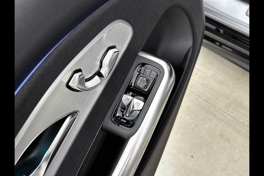 Mercedes-Benz CLA-Klasse 180 Business Solution AMG | Nightpakket | Multibeam Led | Thermotronic | Memorypakket | 19 inch AMG velgen | Sierdelen geborsteld aluminium |Smartphone integratiepakket | Adaptieve cruisecontrol |