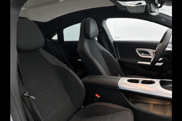 Mercedes-Benz CLA-Klasse 180 Business Solution AMG | Nightpakket | Multibeam Led | Thermotronic | Memorypakket | 19 inch AMG velgen | Sierdelen geborsteld aluminium |Smartphone integratiepakket | Adaptieve cruisecontrol |