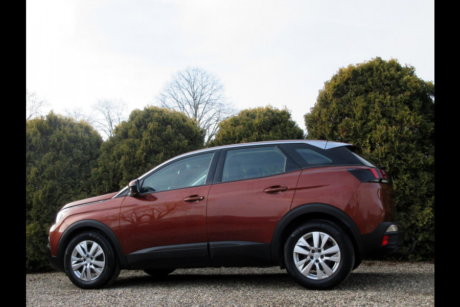 Peugeot 3008 1.2 PureTech Executive*Leder*Navi*Trekhaak*