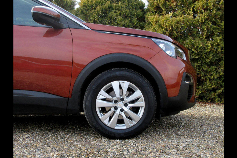 Peugeot 3008 1.2 PureTech Executive*Leder*Navi*Trekhaak*