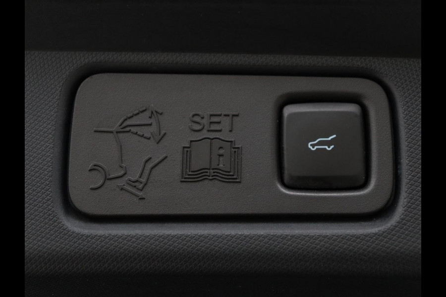 Ford Mustang Mach-E Extended RWD 98 kWh | SOH 92% | Panoramadak | Leder | 360 Camera | Stoelverwarming | B&O Sound | Adaptive cruise | Park Assist | Keyless