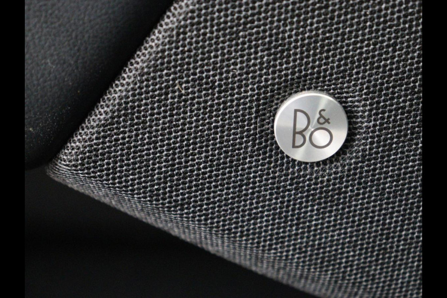 Ford Mustang Mach-E Extended RWD 98 kWh | SOH 92% | Panoramadak | Leder | 360 Camera | Stoelverwarming | B&O Sound | Adaptive cruise | Park Assist | Keyless