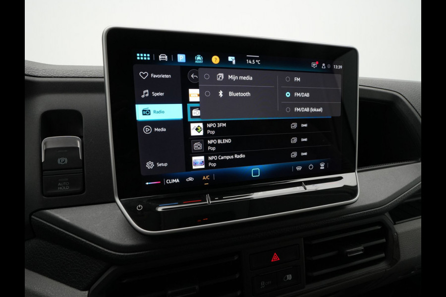 Volkswagen Crafter L4H3 2.0 TDI 140PK 3.5T Automaat Highline / Camera / Navigatie / Betimmering / Carplay