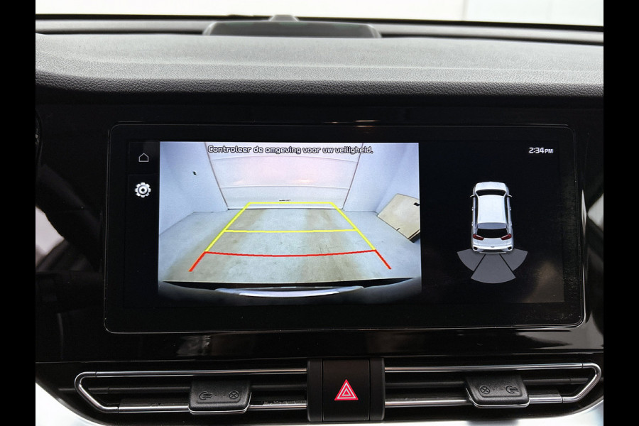 Kia e-Niro DynamicLine 64 kWh (NAVIGATIE, STOEL-/STUURVERWARMING, ADAPTIVE CRUISE, CARPLAY, 1e EIGENAAR)