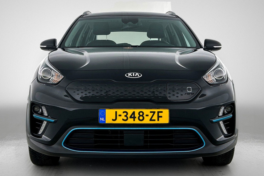Kia e-Niro DynamicLine 64 kWh (NAVIGATIE, STOEL-/STUURVERWARMING, ADAPTIVE CRUISE, CARPLAY, 1e EIGENAAR)