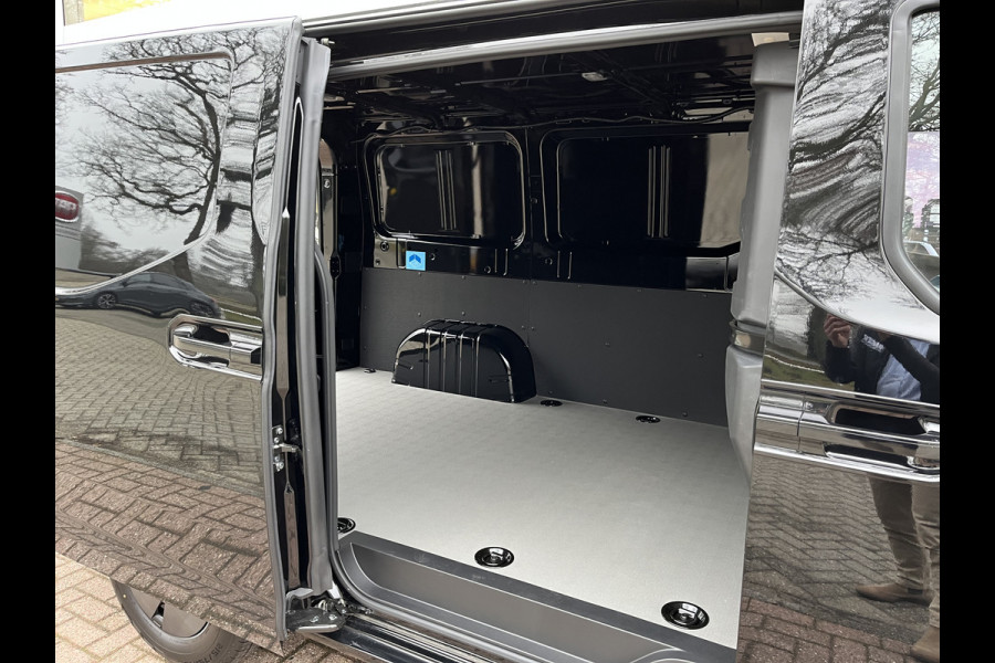 Farizon SV L1H1 83 kWh 232PK | Launch Edition | 2000kg trekgewicht | 270° deuren