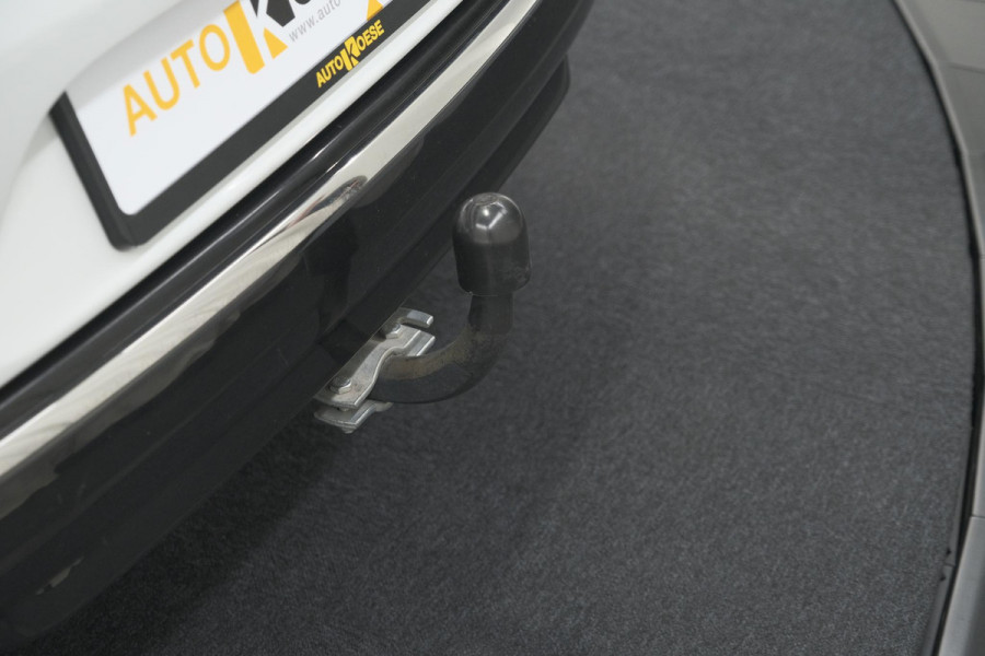 Renault Clio Estate TCe 90 Limited | Trekhaak | Apple Carplay | Parkeersensoren