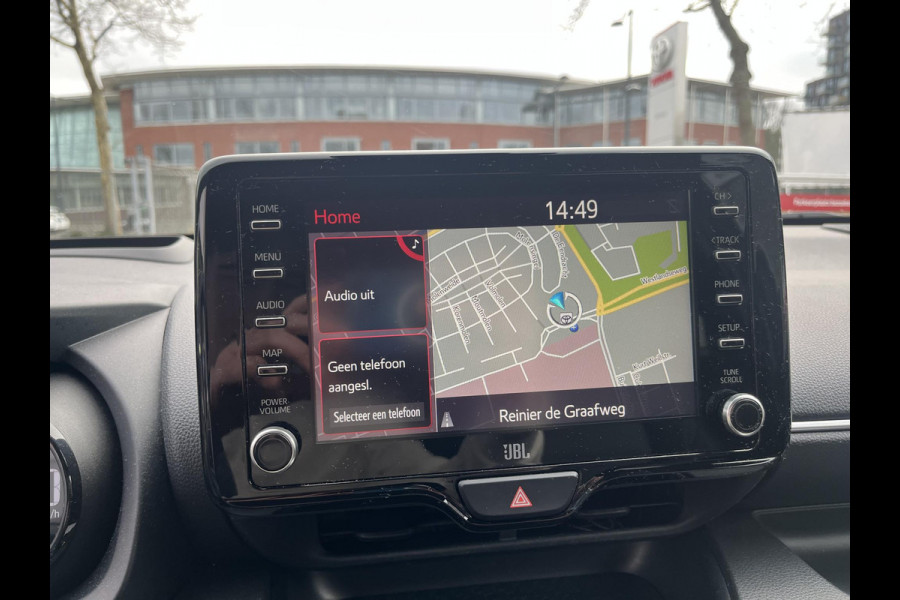 Toyota Yaris 1.5 Hybrid Executive | JBL speakers | Headup display| Leder interieur | Stoelverwarming