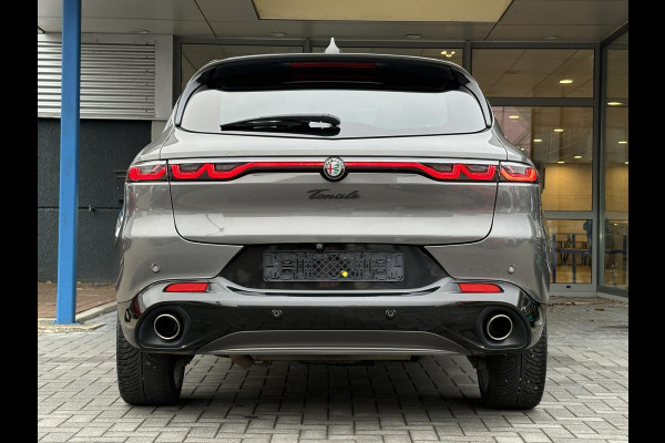 Alfa Romeo Tonale 1.3T PHEV Edizione Speciale 280pk! | Volle uitrusting! | Lederen bekleding | 360 graden Camera | Stoelverwarming/ventilatie | Adaptive cruise control | Schakelflippers |