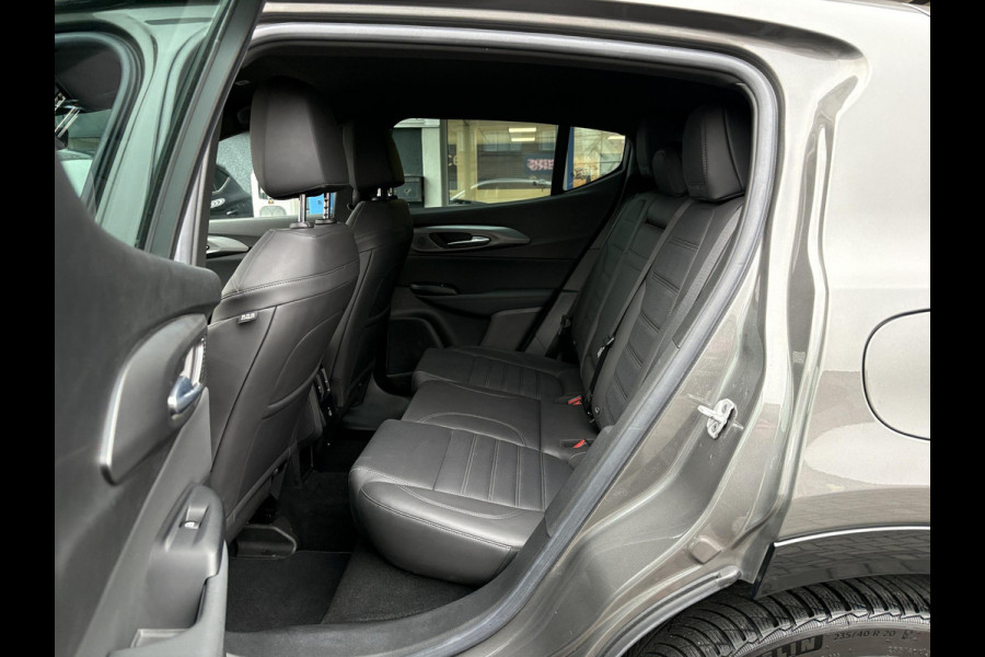 Alfa Romeo Tonale 1.3T PHEV Edizione Speciale 280pk! | Volle uitrusting! | Lederen bekleding | 360 graden Camera | Stoelverwarming/ventilatie | Adaptive cruise control | Schakelflippers |