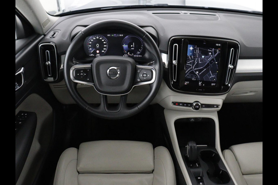 Volvo XC40 1.5 T4 Recharge Inscription Expression | Leder | Trekhaak | Adaptive cruise | Side Assist | Carplay | Navigatie | Full LED | Parkeerverwarming | Climate control | Parkeerhulp | PHEV | Plug In
