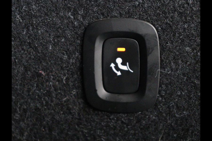 Volvo XC40 1.5 T4 Recharge Inscription Expression | Leder | Trekhaak | Adaptive cruise | Side Assist | Carplay | Navigatie | Full LED | Parkeerverwarming | Climate control | Parkeerhulp | PHEV | Plug In