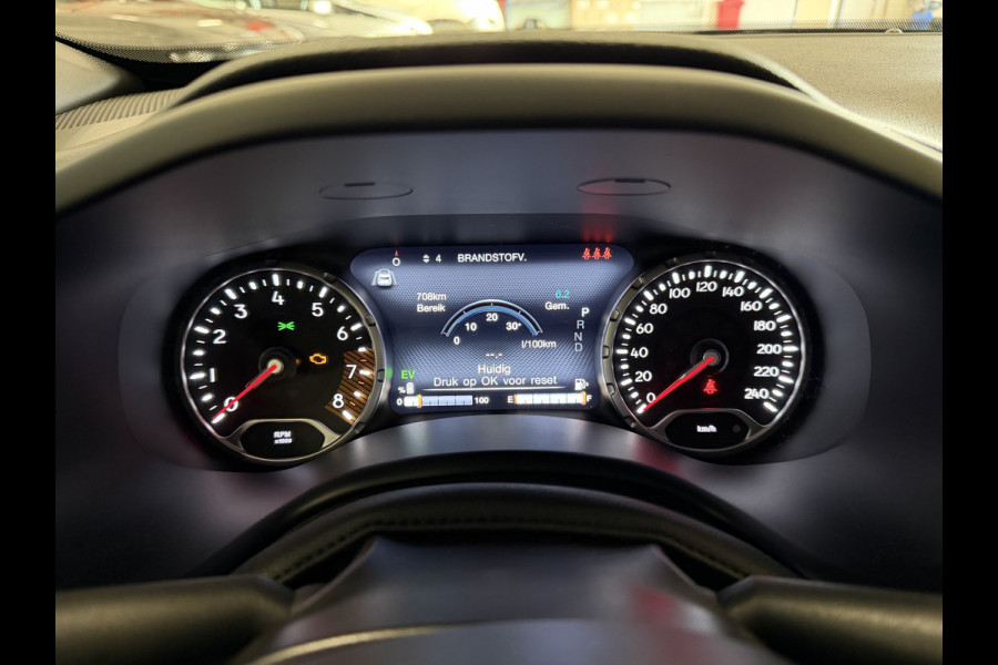 Jeep Renegade 1.5T e-Hybrid Limited (Stoel-/- stuurwiel verwarming - Camera - Keyless Entry - Navigatie - Automatische Airco - LED - Parkeerse