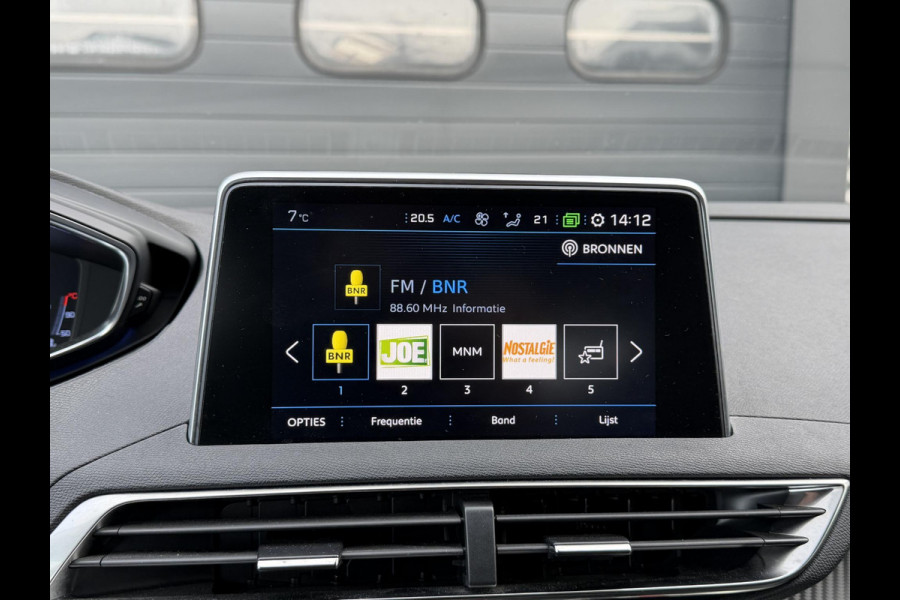 Peugeot 3008 1.2 PureTech Crossway | Navigatie | 360* Camera | Cruise Control | Lichtmetalen Velgen |