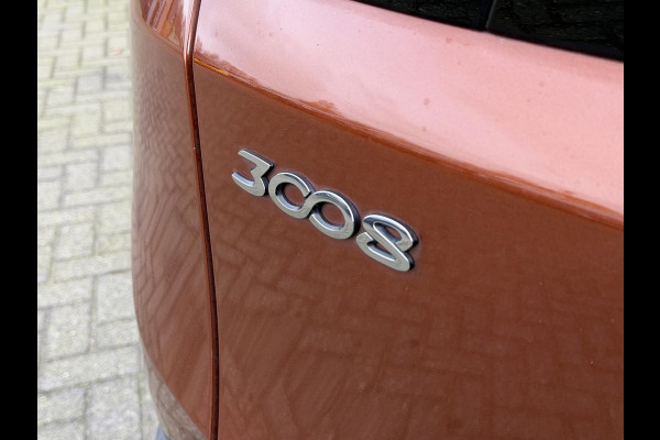 Peugeot 3008 1.2 PureTech Crossway | Navigatie | 360* Camera | Cruise Control | Lichtmetalen Velgen |
