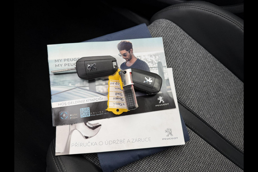 Peugeot 3008 1.2 PureTech Crossway | Navigatie | 360* Camera | Cruise Control | Lichtmetalen Velgen |