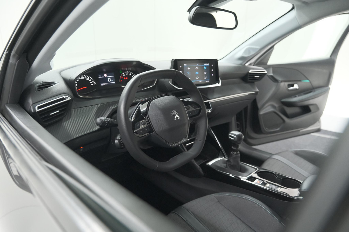 Peugeot 208 PureTech 100 Allure Pack | Camera | Apple Carplay | Stoelverwarming | Parkeersensoren