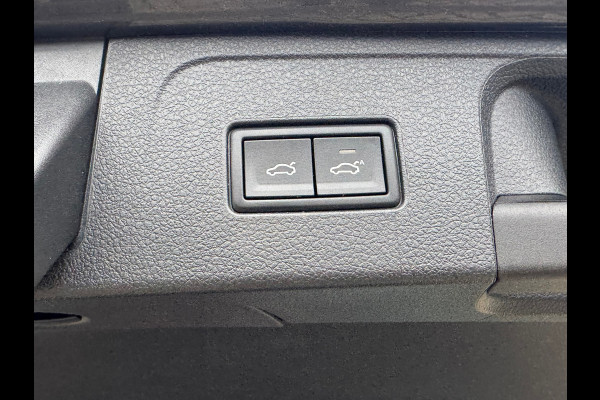 Volkswagen Passat Variant 1.4 TSI Automaat Highline * Trekhaak * Camera * Stoelverwarming * Adaptieve Cruise Control *