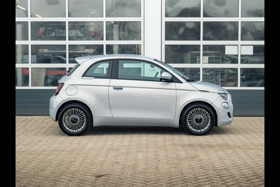 Fiat 500 Hybrid Torino Launch Edition | Private Lease € 387,- | New | Clima | Carplay | PDC | Priv Glass | Celestial Blue