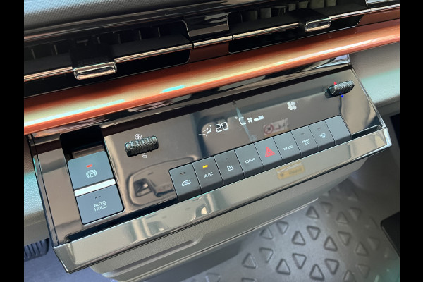 Farizon SV L3H3 83 kWh 232PK | Launch Edition | 2000kg trekgewicht | 270° deuren