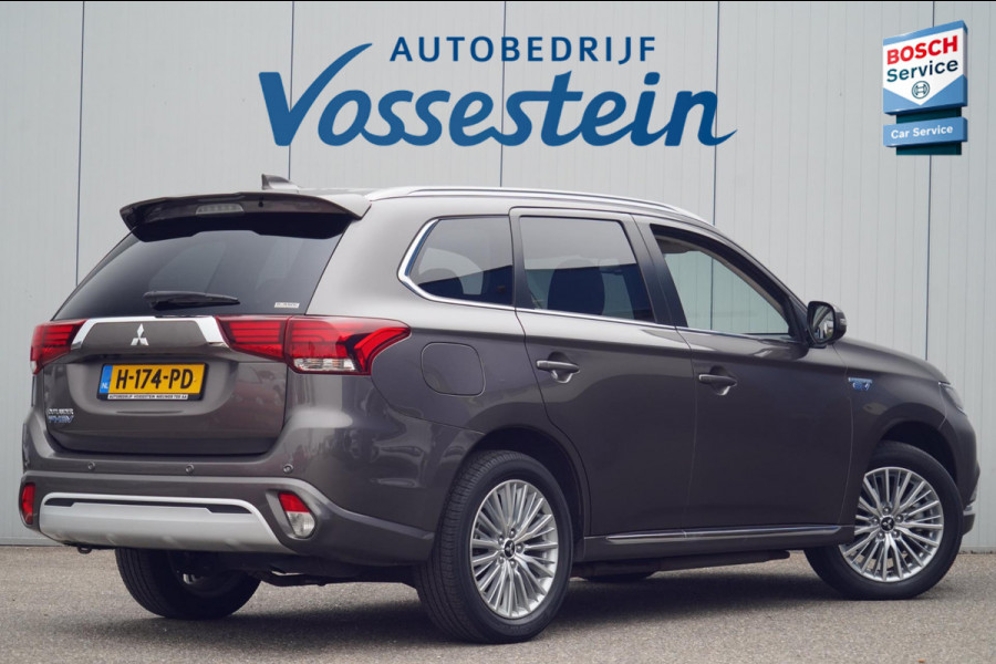 Mitsubishi Outlander 2.4 PHEV Intense+ / 1e Eigenaar / 11dkm NAP / Schuifdak / Dealer onderhouden / Navi / Stoelverw.
