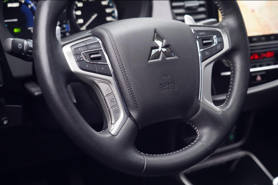 Mitsubishi Outlander 2.4 PHEV Intense+ / 1e Eigenaar / 11dkm NAP / Schuifdak / Dealer onderhouden / Navi / Stoelverw.