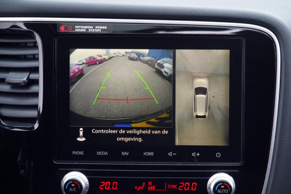 Mitsubishi Outlander 2.4 PHEV Intense+ / 1e Eigenaar / 11dkm NAP / Schuifdak / Dealer onderhouden / Navi / Stoelverw.