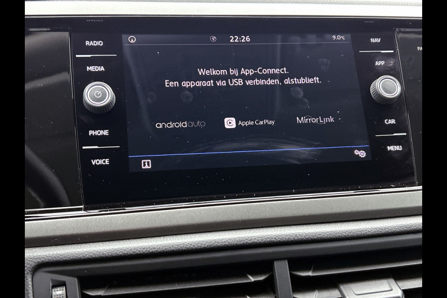 Volkswagen Polo 1.0 TSI Comfortline (DIGITALE COCKPIT, NAVIGATIE, CARPLAY, PARKEERSENSOREN, 1e EIGENAAR, GOED ONDERHOUDEN)