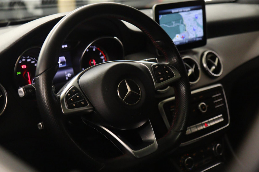Mercedes-Benz CLA-Klasse 180 Business Solution AMG NAP/PANO/CARPLAY/CAM/STOELVER/VOL