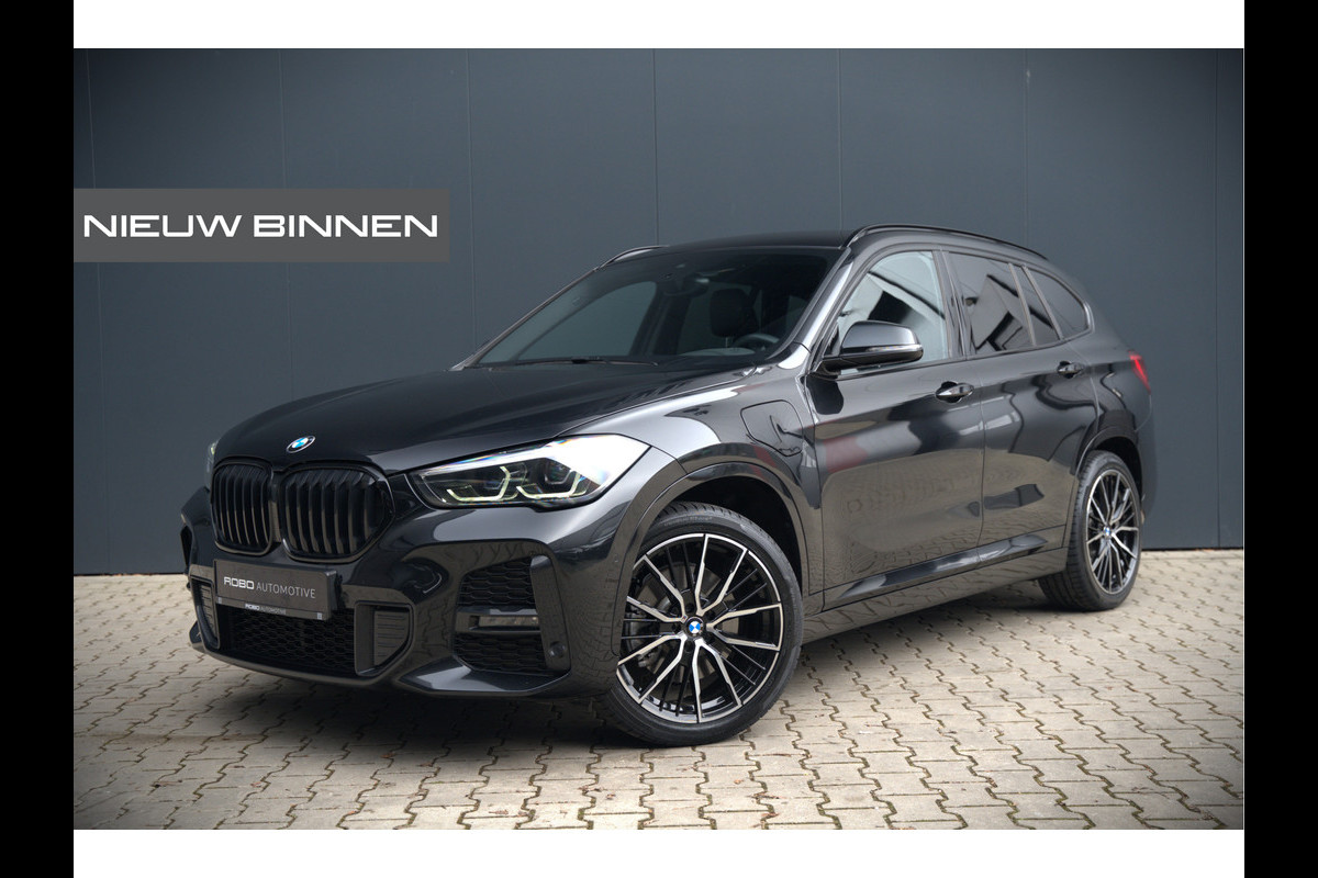 BMW X1 xDrive25e Business Ed. Plus M Sport | Adaptive Cruise Control | Leer | Keyless | Camera | Stuurverwarming | Stoelverwarming | Trekhaak | Shadow line | DAB | HIFI | Automaat | PDC | Navigatie |