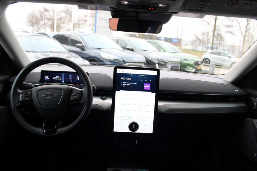 Ford Mustang Mach-E Extended RWD 98 kWh | Panoramadak | Trekhaak | Bang&Olufsen | Elektrische achterklep