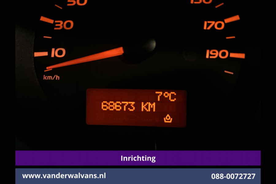 Renault Master 2.3 dCi 131pk L2H2 Inrichting Euro6 Airco | Imperiaal | Navigatie | Cruisecontrol | 2500kg Trekhaak Parkeersensoren, Trap, Sidebars, Bijrijdersbank