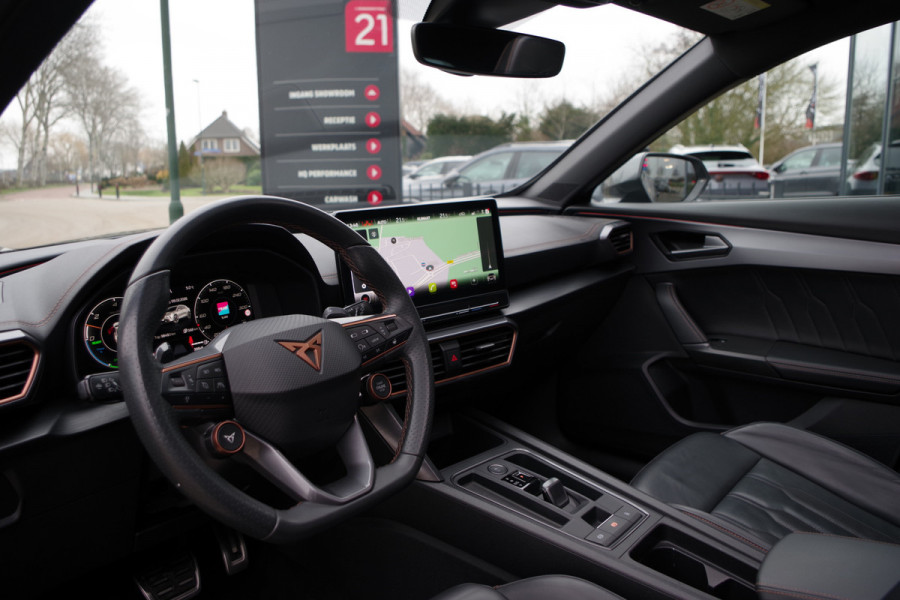 CUPRA Formentor 1.4 e-Hybrid VZ 245 PK Performance, Panoramadak, Leder, Winterpakket, Sfeerverlichting