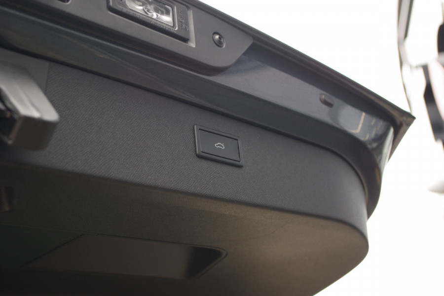 CUPRA Formentor 1.4 e-Hybrid VZ 245 PK Performance, Panoramadak, Leder, Winterpakket, Sfeerverlichting