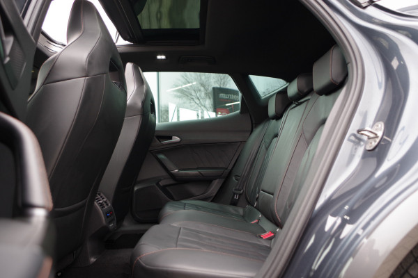 CUPRA Formentor 1.4 e-Hybrid VZ 245 PK Performance, Panoramadak, Leder, Winterpakket, Sfeerverlichting