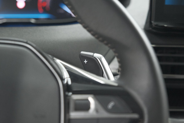 Peugeot 5008 PureTech 130 EAT8 Active Pack | 7 Zitplaatsen | Apple Carplay | Parkeersensoren | Navigatie