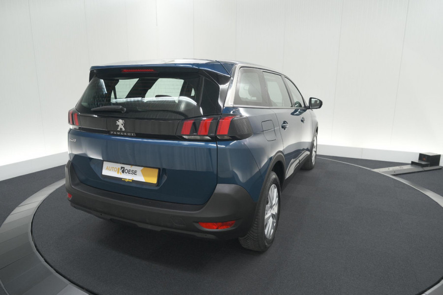 Peugeot 5008 PureTech 130 EAT8 Active Pack | 7 Zitplaatsen | Apple Carplay | Parkeersensoren | Navigatie