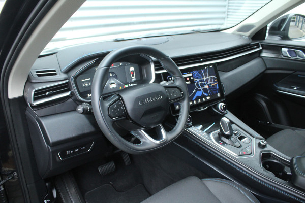 Lynk & Co 01 1.5 262pk PHEV Black Edition 360 Camera SoH 99% BTW NL-Auto NAP Panoramadak Clima Cruise Navi Carplay  20"LMV El. Klep