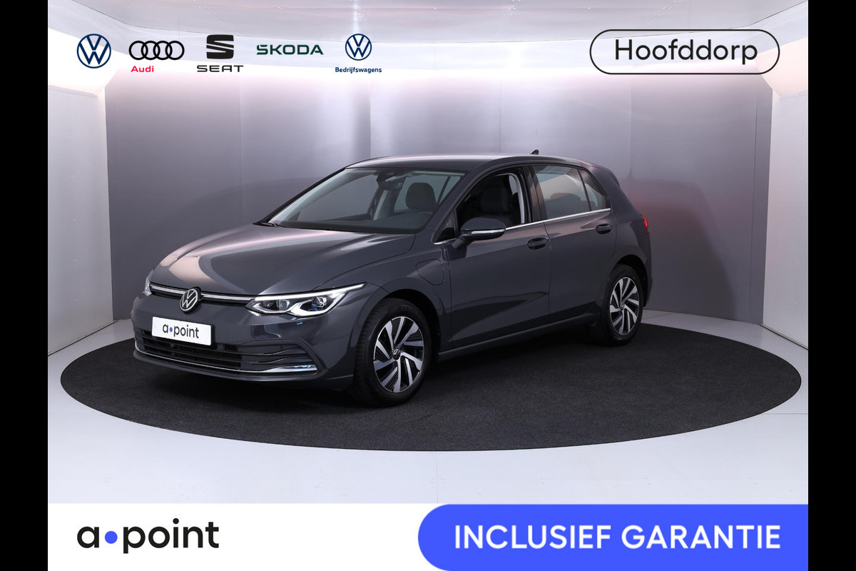 Volkswagen Golf 1.4 eHybrid Style 204 pk Automaat (DSG) | Navigatie via App | Parkeersensoren | Adaptieve cruise control | LED koplampen |