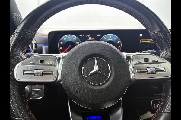 Mercedes-Benz CLA-Klasse Shooting Brake 200 Solution AMG (PANORAMADAK, SFEERVERLICHTING, ADAPTIVE CRUISE, GOED ONDERHOUDEN)