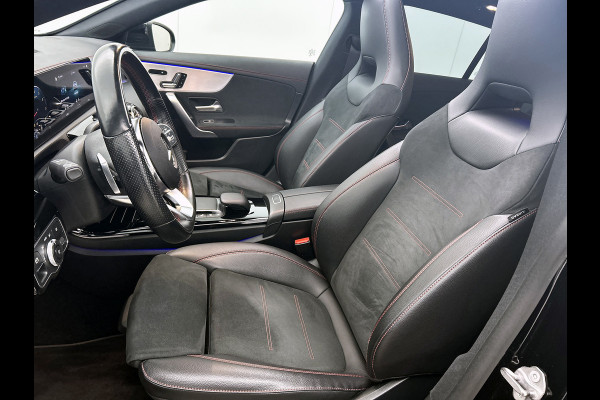 Mercedes-Benz CLA-Klasse Shooting Brake 200 Solution AMG (PANORAMADAK, SFEERVERLICHTING, ADAPTIVE CRUISE, GOED ONDERHOUDEN)