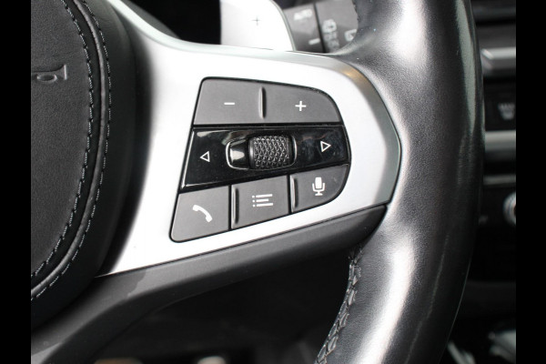 BMW X3 xDrive30e 292pk M-Sport Executive PHEV | Camera | Electrische achterklep | Navigatie | Apple Carplay/Android Auto | Dab | Parkeer sensoren