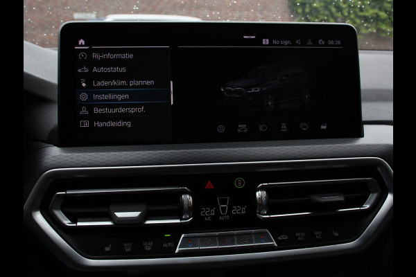 BMW X3 xDrive30e 292pk M-Sport Executive PHEV | Camera | Electrische achterklep | Navigatie | Apple Carplay/Android Auto | Dab | Parkeer sensoren