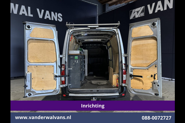 Renault Master 2.3 dCi 170pk L2H2 Inrichting Euro6 Airco | Imperiaal | Camera | Navigatie | Cruisecontrol | 2500kg Trekhaak Parkeersensoren, Trap, Sidebars, Bijrijdersbank