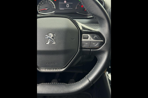 Peugeot 208 1.2 PureTech Active Pack 46.000 KM - Apple CarPlay / Navigatie I Airco I LED I PDC I Sport velgen I Dealer onderhouden