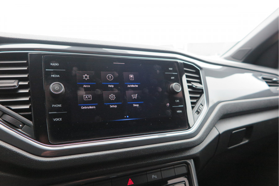 Volkswagen T-Roc 1.5 TSI 150pk DSG Business R-Line Sport Led, Camera , PDC , Virtual cockpit, Navi , Carplay, DAB+ Electr. achterklep