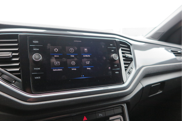Volkswagen T-Roc 1.5 TSI 150pk DSG Business R-Line Sport Led, Camera , PDC , Virtual cockpit, Navi , Carplay, DAB+ Electr. achterklep
