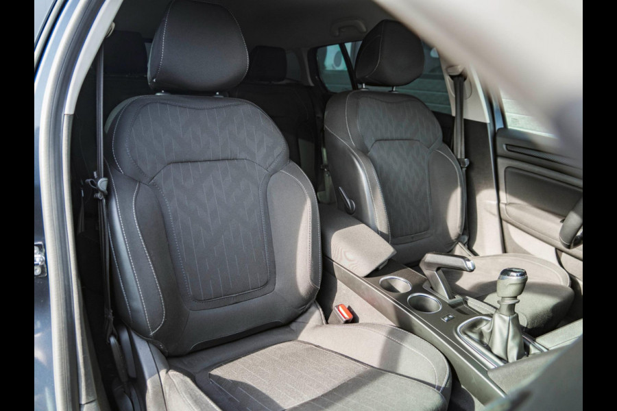 Renault Mégane Estate 1.3 TCe Limited Cruise|PDC|Navi|Keyless